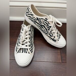 American Eagle Canvas Sneakers